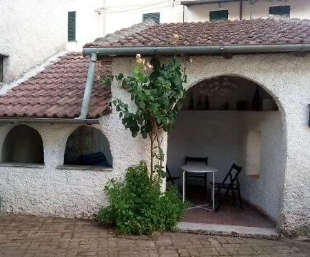 Holiday home Casa Della Nonna Grognardo